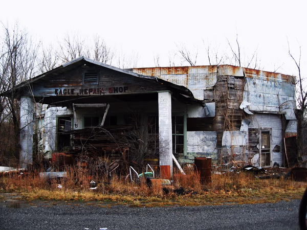 Eagle Repair Shop